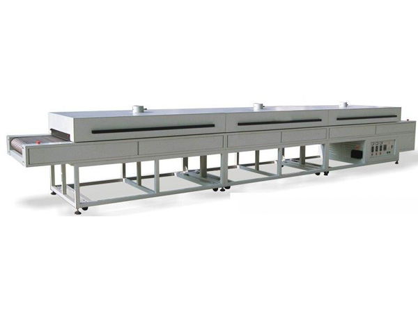 Tunnel type drying machine