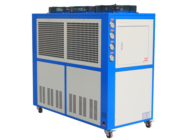 Air cooled chiller